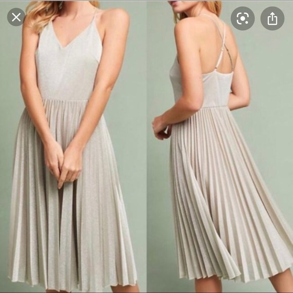 gorgeous Shimmering dress 👗 - Picture 2 of 4